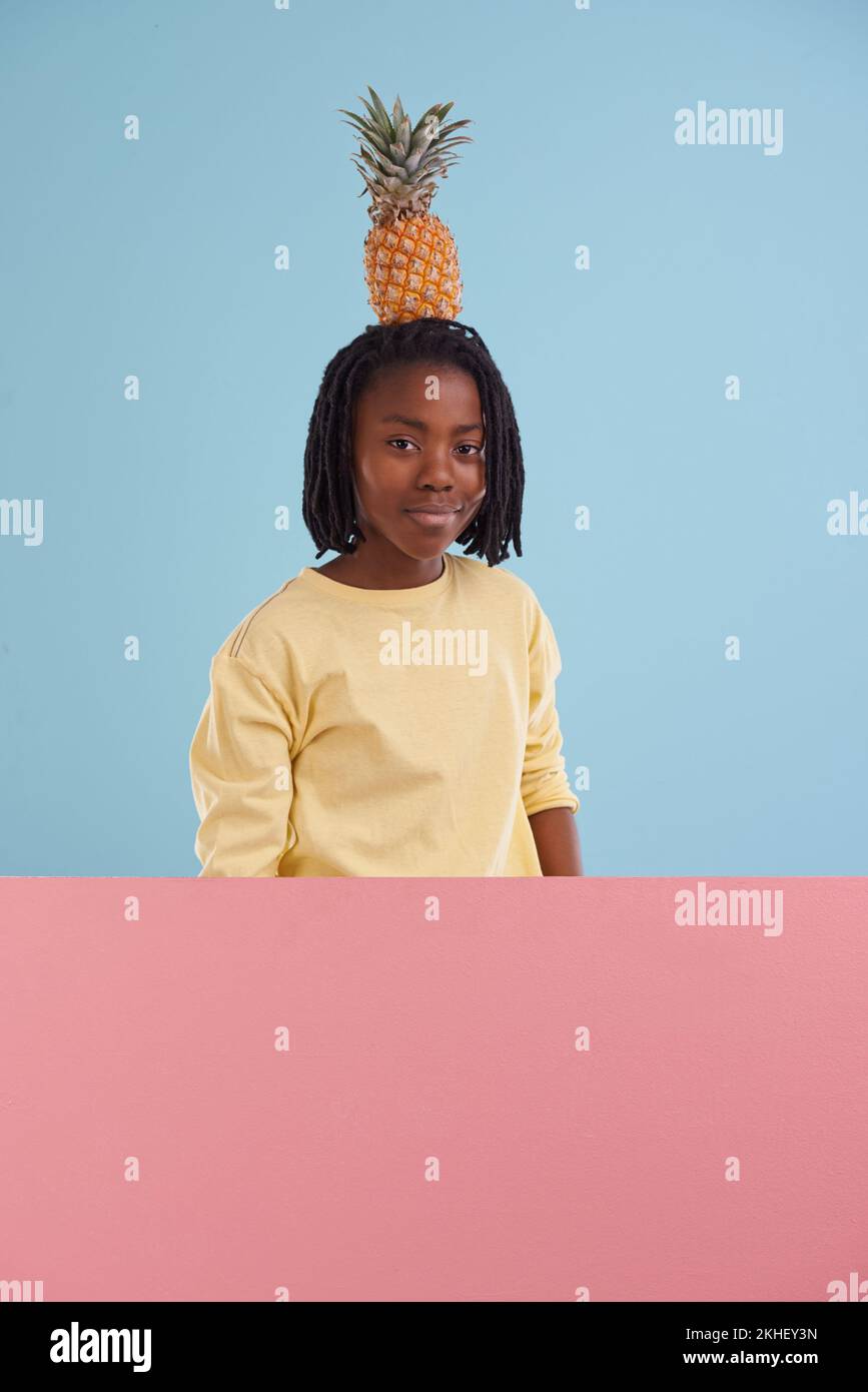 African teen hi-res stock photography and images - Alamy
