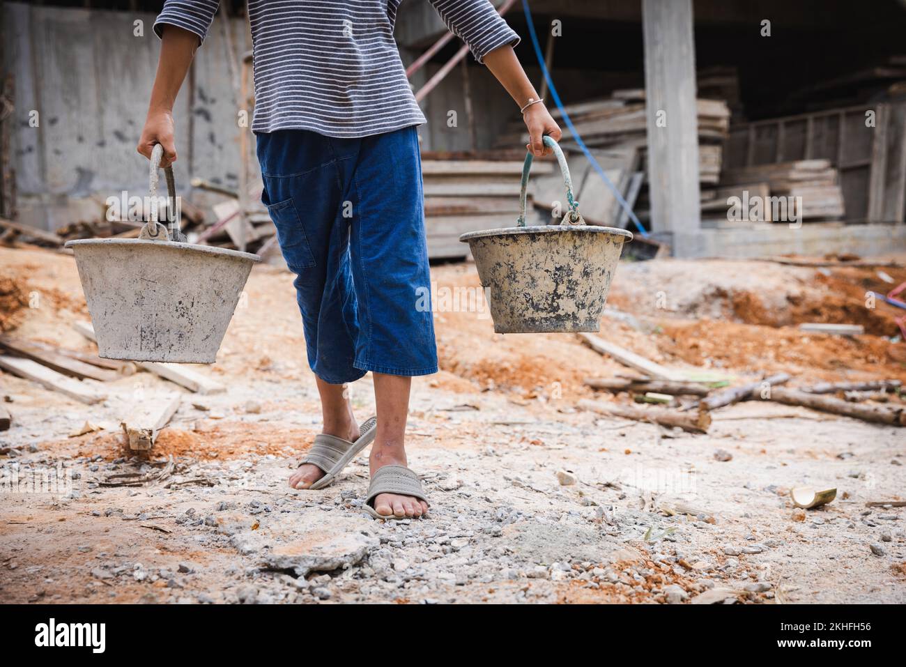 Poor Laborer Rights Day on December 10. Poor children are forced to work ...