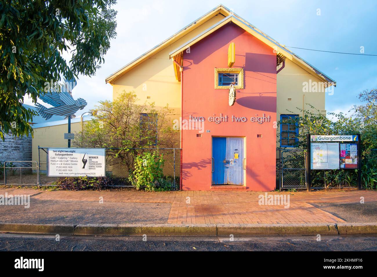 2828 Gulargambone is a community run coffee shop and store that also provides catering and function services in the rural NSW town of Gulargabone Stock Photo