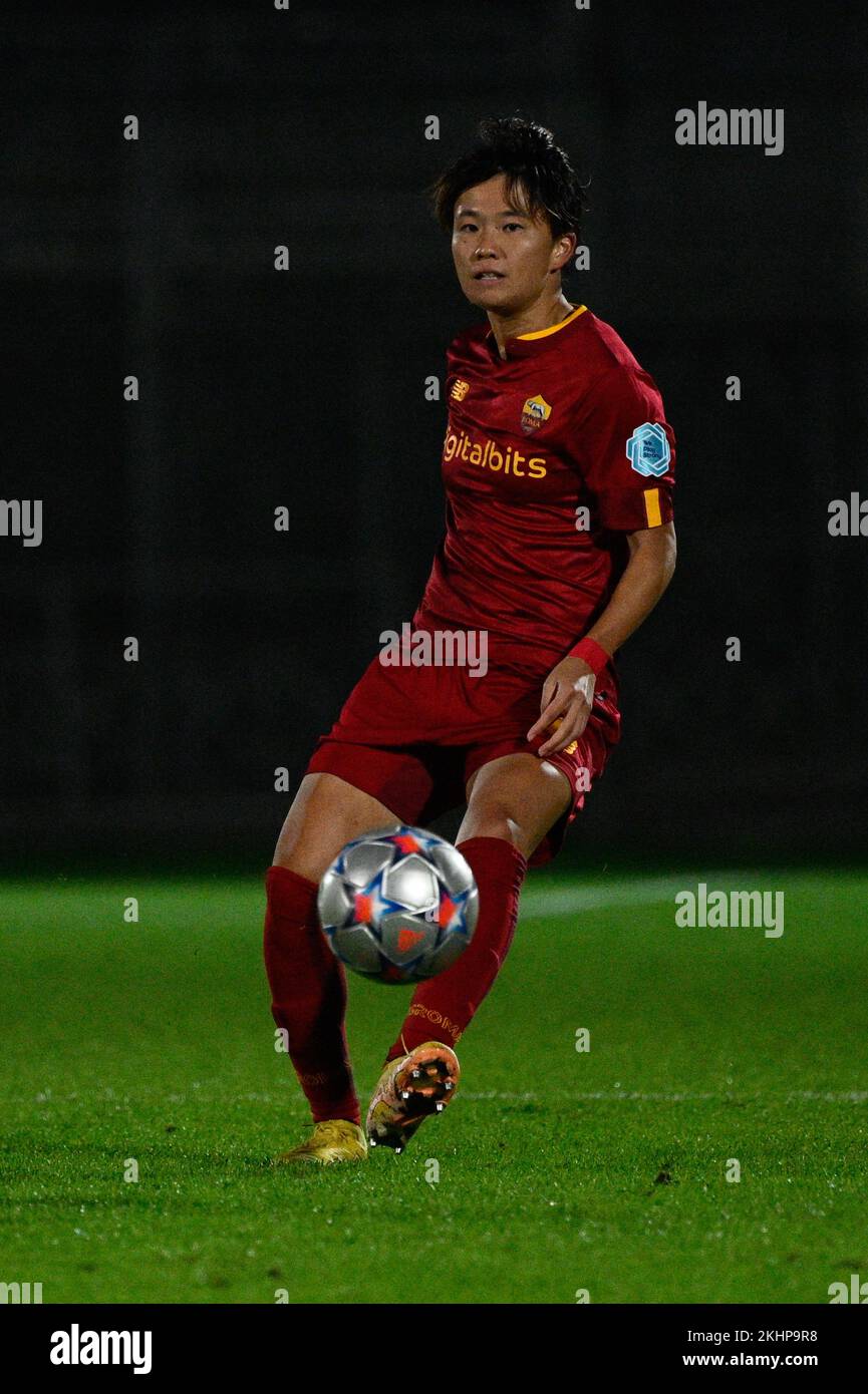 Latina, Italy. 23rd Nov, 2022. Moeka Minami (AS Roma Women) during the UEFA Womenâ&#x80;&#x99;s Champions League 2022/23 match between AS Roma vs VfL Wolfsburg at the Domenico Francioni stadium Latina on 23 November 2022. Credit: Independent Photo Agency/Alamy Live News Stock Photo