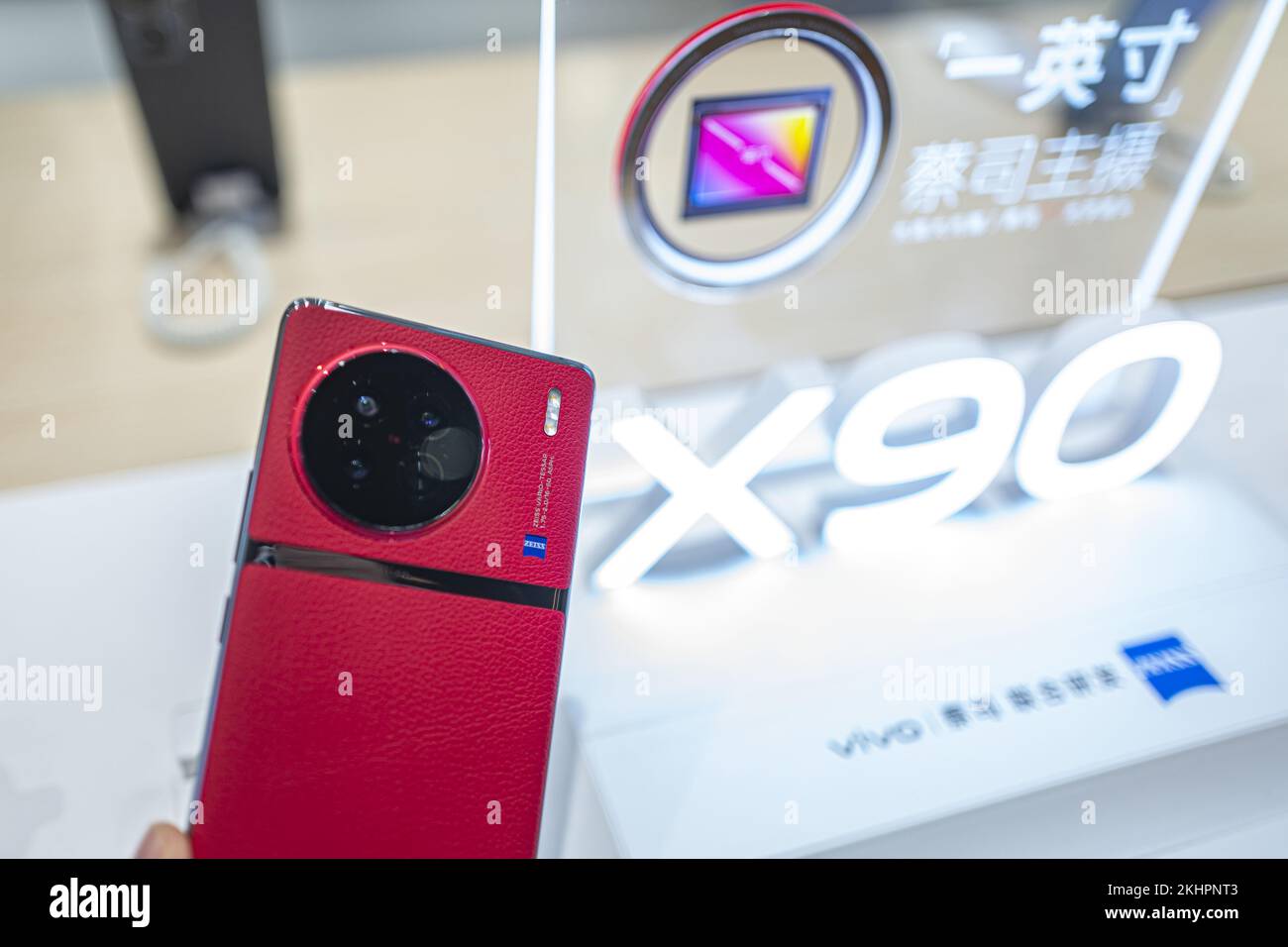 Vivo released a new generation of flagship mobiles—X 90 with the new