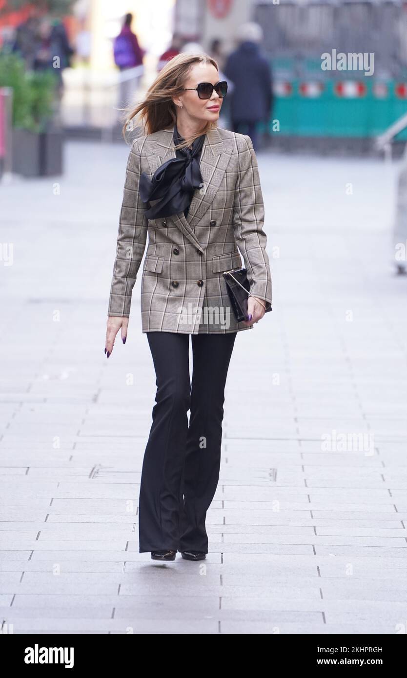 Amanda Holden leaves Global Radio in London. Picture date: Thursday November 24, 2022. Stock Photo