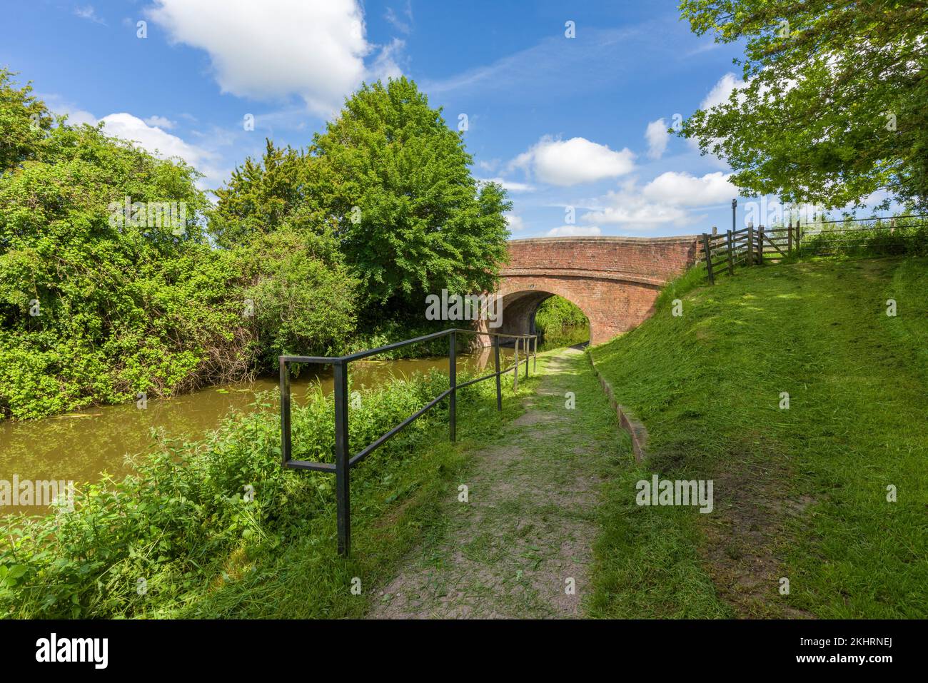 The tow path beside the Bridgwater and Taunton Canal leading to the