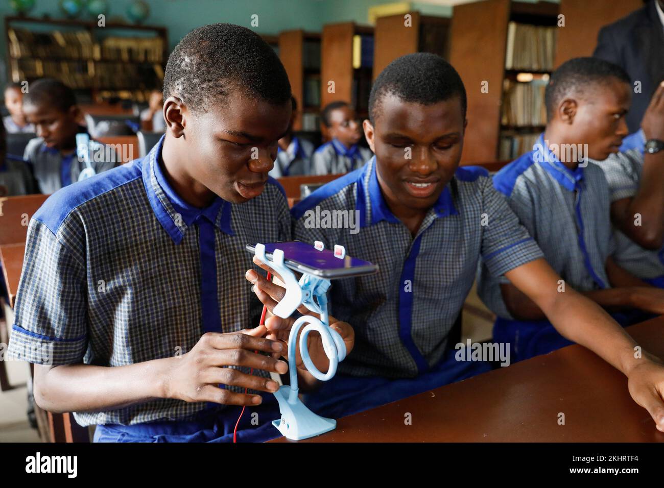 Partially sighted children hires stock photography and images Alamy