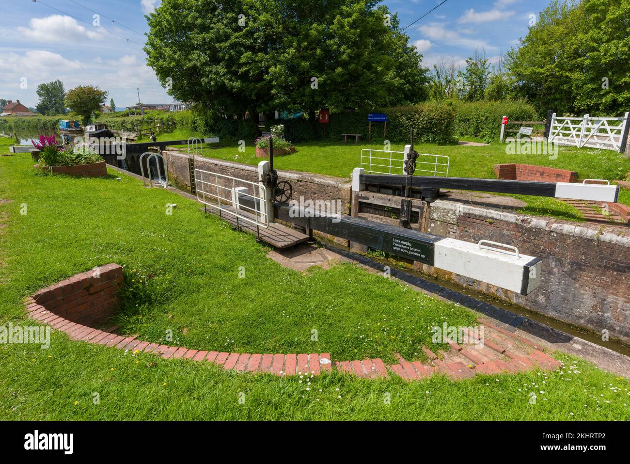 Lower Maunsel Lock on the Bridgwater and Taunton Canal, Somerset