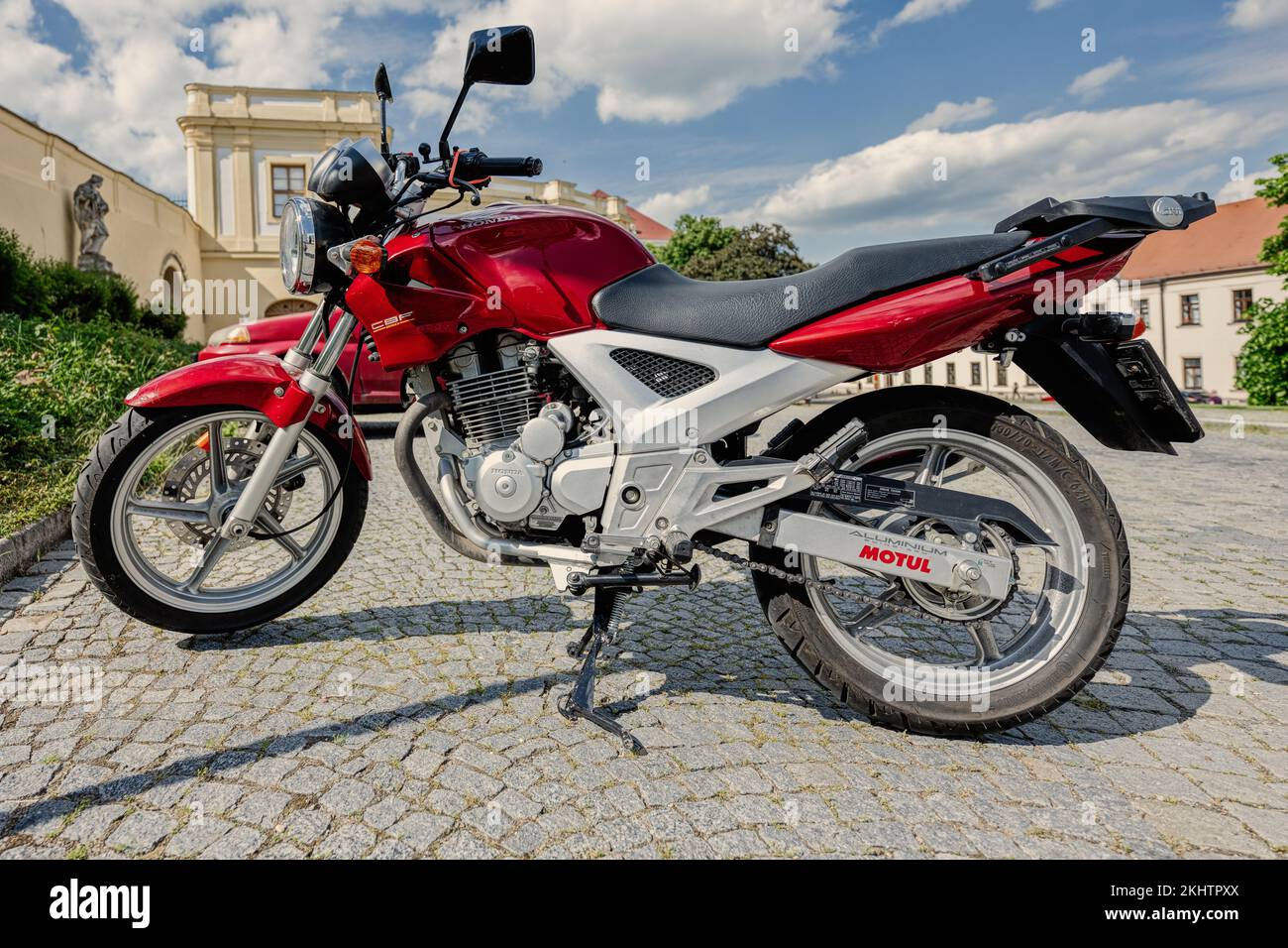 Honda cbf hi-res stock photography and images - Alamy