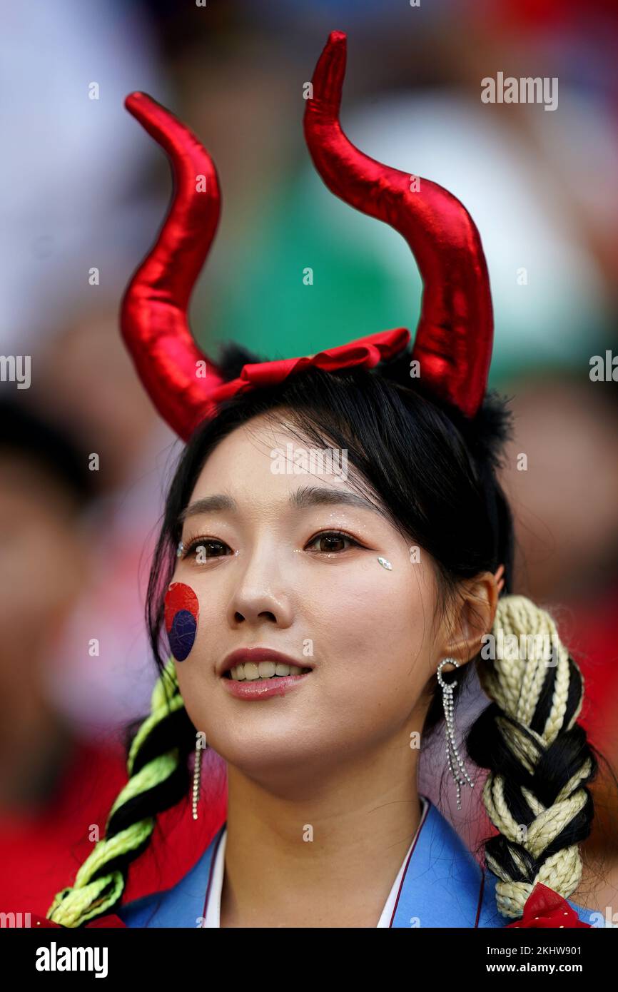 South Korea's fans ahead of the FIFA World Cup Group H match at the Education City Stadium, Doha, Qatar. Picture date: Thursday November 24, 2022. Stock Photo