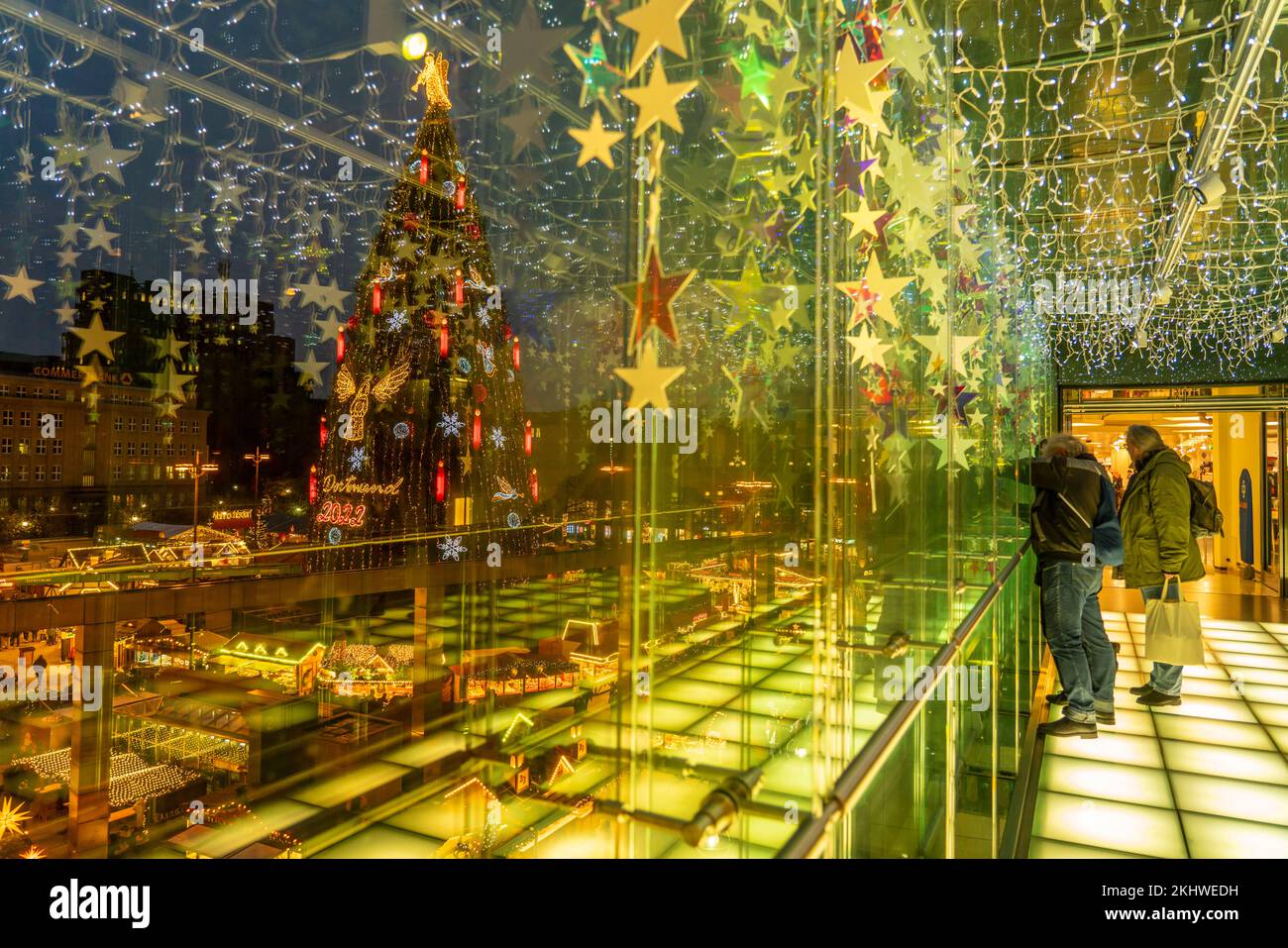 Christmas market in Dortmund, Hansaplatz, view from a pedestrian
