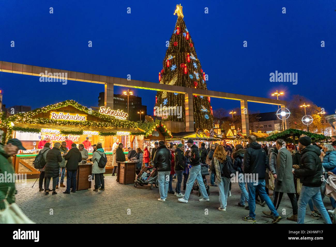 Christmas market in Dortmund, Hansaplatz, the market with the biggest Christmas tree in the world, NRW, Germany, Stock Photo