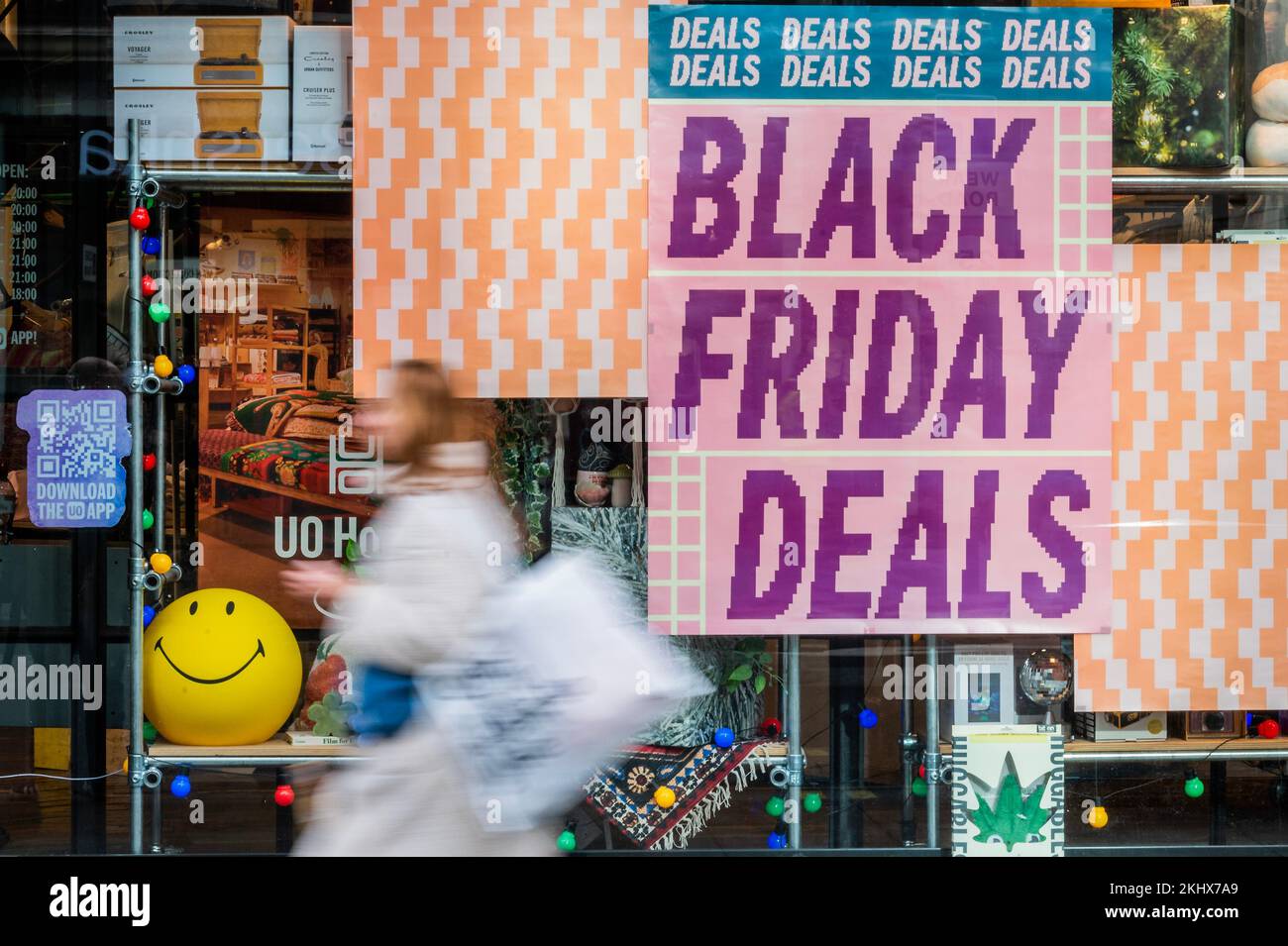 London, UK. 24th Nov, 2022. Black friday deals at Urban Outfitters' flagship store in Oxford Street. Credit: Guy Bell/Alamy Live News Stock Photo