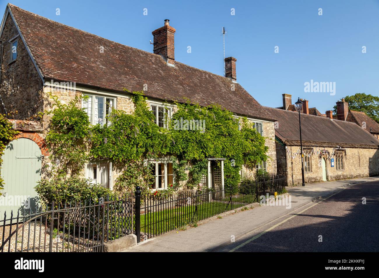 St Martins Square Gillingham Dorset Stock Photo Alamy