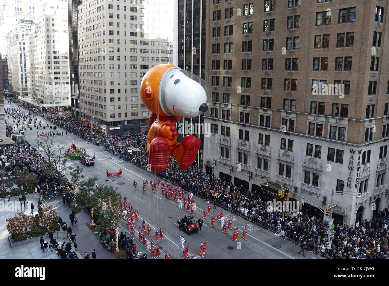 New York, United States. 24th Nov, 2022. The Astronaut Snoopy balloon