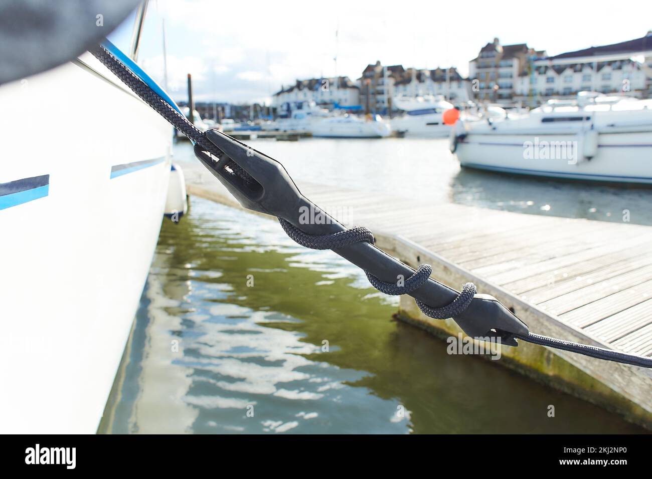 Compensating Lever Rope Mooring compensator of rope tension. Detail of boat Stock Photo - Alamy