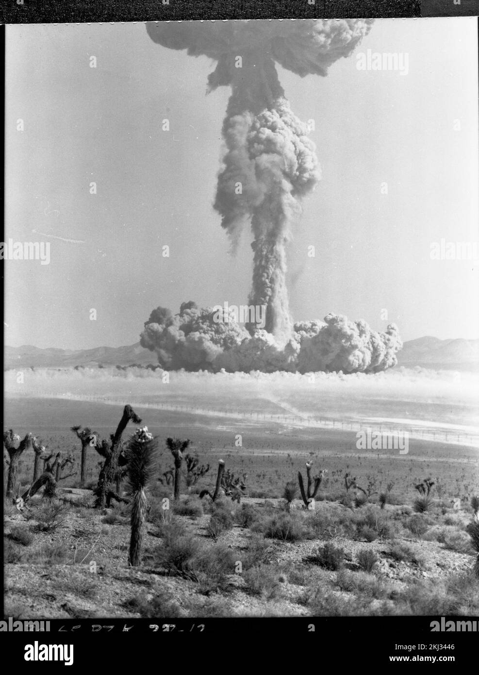 Project 30-65 - Operation Plumbob (Nevada Test Site) Detonation. FIZEAU fireball: Series of 3, ground views (3 of 3). Photographs of Atmospheric Nuclear Testing at Pacific Island and Nevada Test Sites. Stock Photo