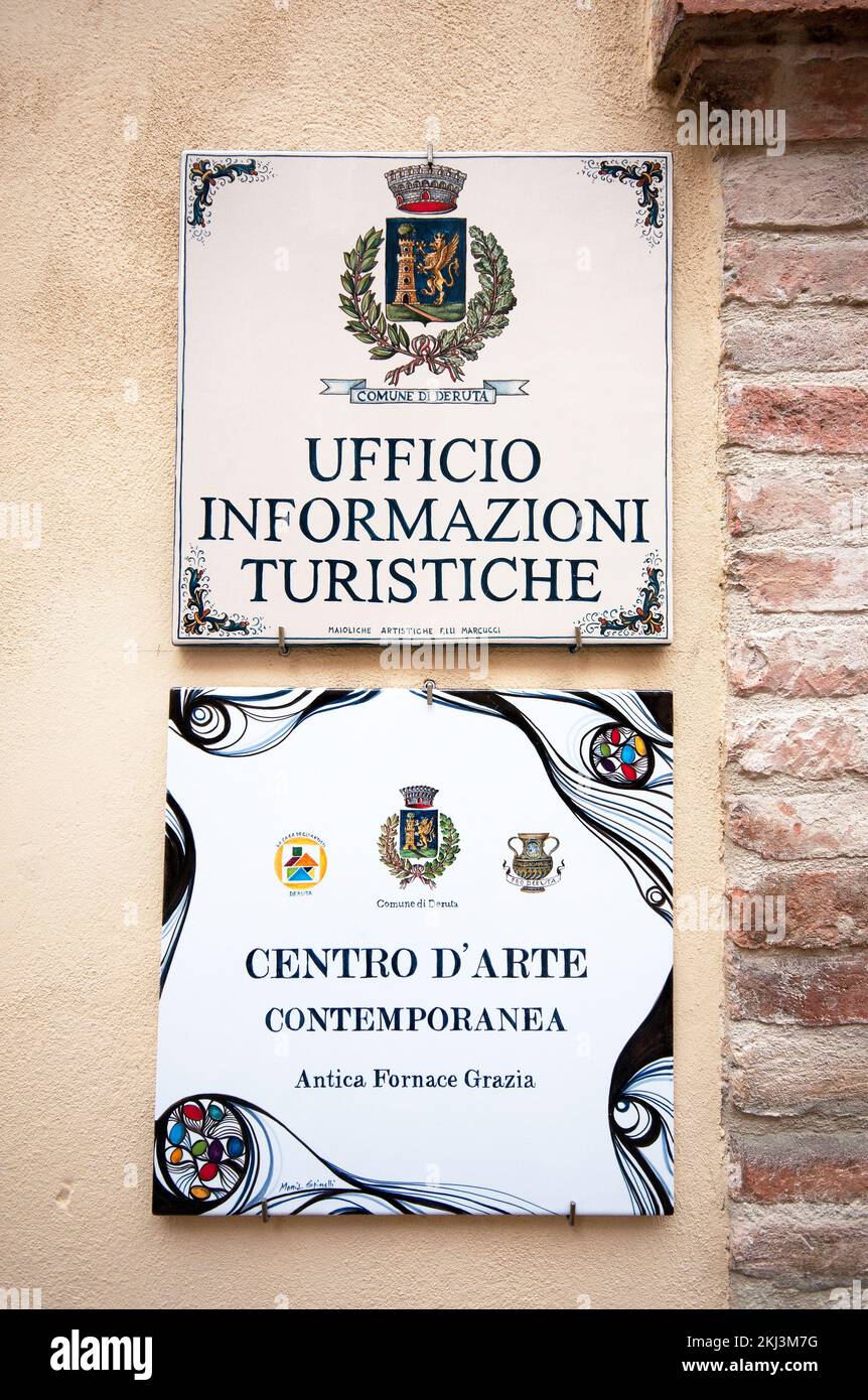Ceramic plaques in Deruta village, Perugia, Umbria, Italy Stock Photo