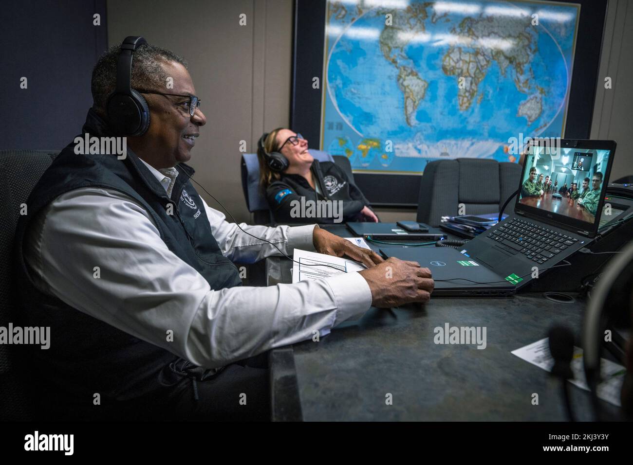 E4-B Aircraft, United States. 23rd Nov, 2022. U.S. Secretary of Defense Lloyd J. Austin III, holds holiday video calls to deployed service members from the conference room of an Air Force E4-B aircraft returning home from a week-long trip to Southeast Asia, November 23, 2022 over the Pacific Ocean. Credit: Chad J. McNeeley/DOD/Alamy Live News Stock Photo
