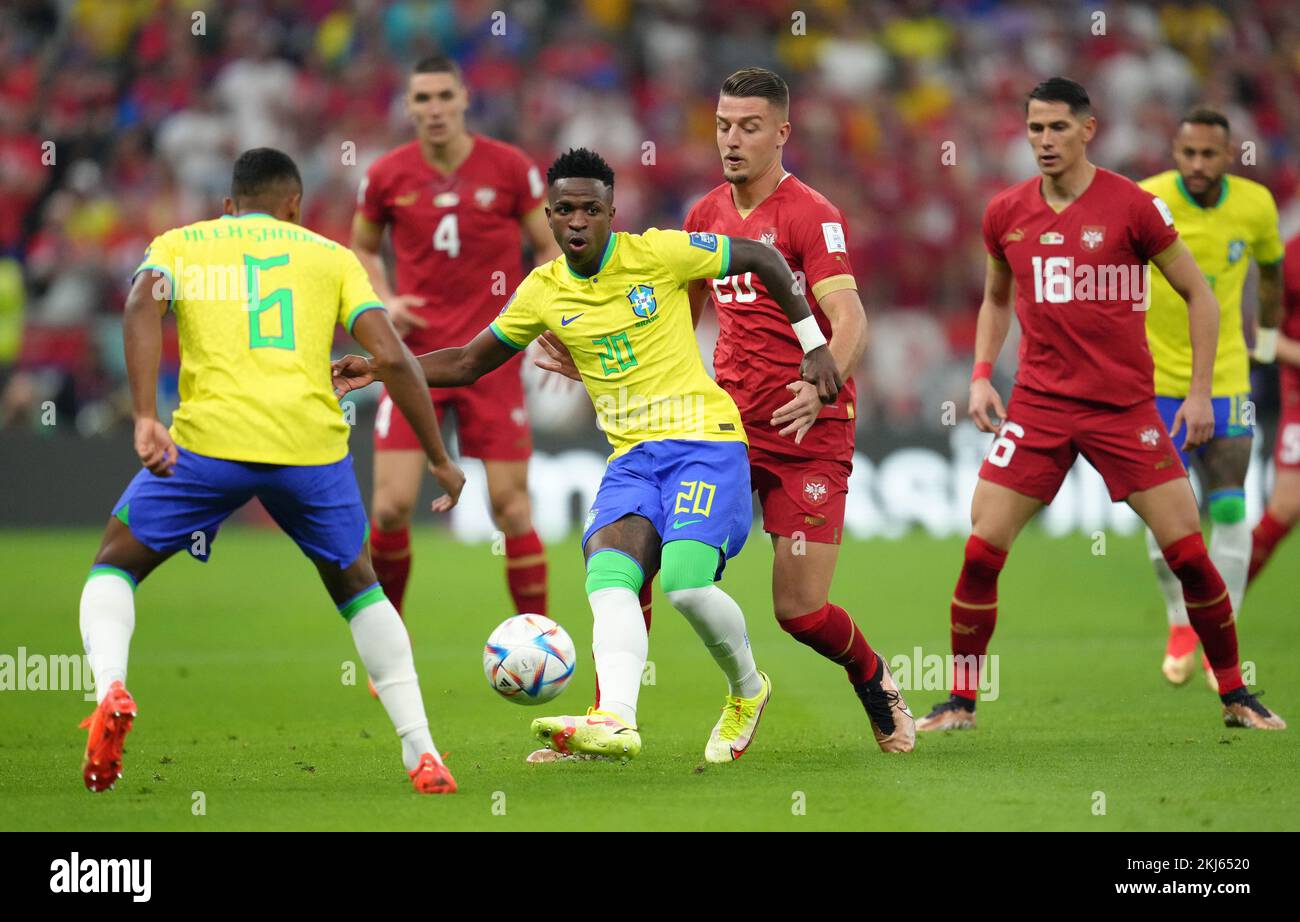 Brazil's Vinicius Junior (centre) in action during the FIFA World Cup Group G match at the Lusail Stadium in Lusail, Qatar. Picture date: Thursday November 24, 2022. Stock Photo