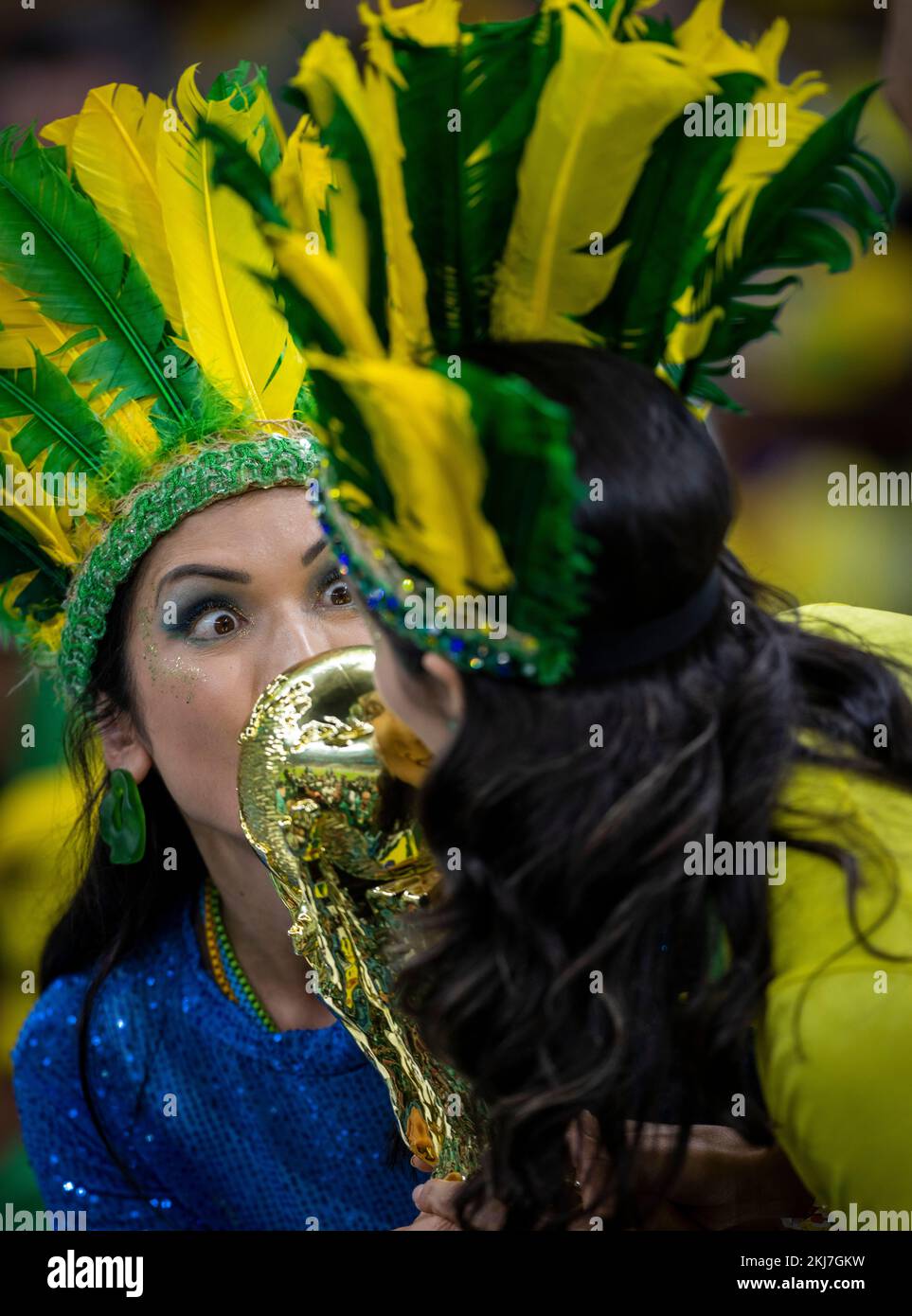 Doha, Qatar. 24th Nov, 2022.  Brazilian fans kiss the World Cup trophy Brazil - Serbia  World Cup 2022 in Qatar 24.11.2022 Credit: Moritz Muller/Alamy Live News Stock Photo