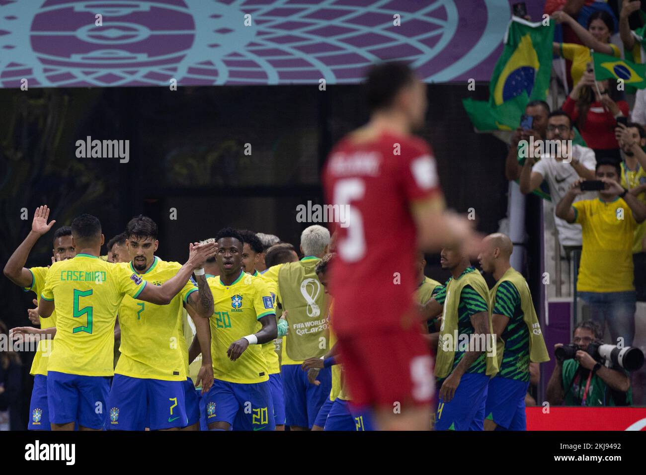 Al Wakrah, Brazil. 24th Nov, 2022. Qatar - Al-Wakrah - 11/24/2022 - 2022 WORLD CUP, BRAZIL X SERBIA - Players from Brazil celebrate their goal during a match against Serbia at the Lusail stadium for the 2022 World Cup championship. Photo: Pedro Martins/AGIF/Sipa USA Credit: Sipa USA/Alamy Live News Stock Photo