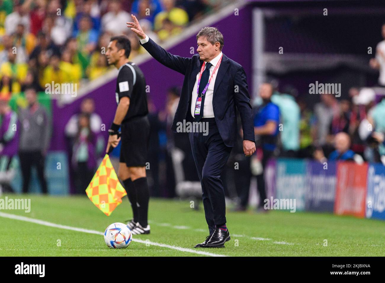 Lusail, Qatar. 24th Nov, 2022. Lusail, Qatar, Nov 25th 2022: Head coach of Serbia, Dragan Stojkovic during a match between Brazil vs Serbia, valid for the group stage of the World Cup, held at the Lusail National Stadium in Lusail, Qatar. (Marcio Machado/SPP) Credit: SPP Sport Press Photo. /Alamy Live News Stock Photo