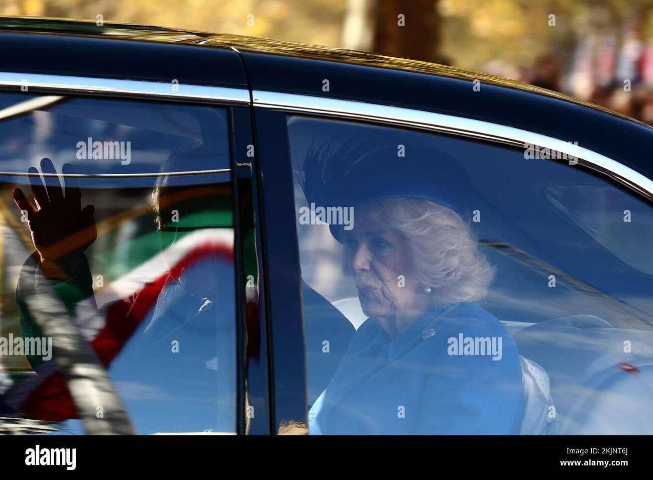 London, UK. 22nd November 2022. Pageant on The Mall for the State Visit hosted by King Charles for South African President Cyril Ramaphosa. King Charles and Queen Consort Camilla travel to the Horse Guards Parade to receive South Africa's President and his delegation. Stock Photo