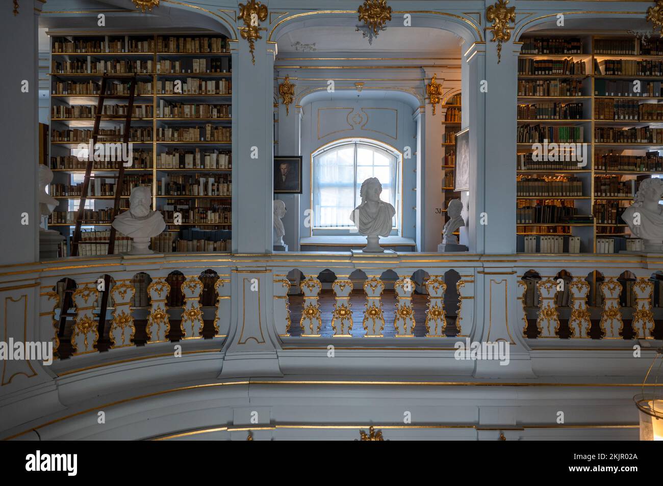 Herzogin Anna Amalia Bibliothek und Rokokosaal Weimar Stock Photo Alamy