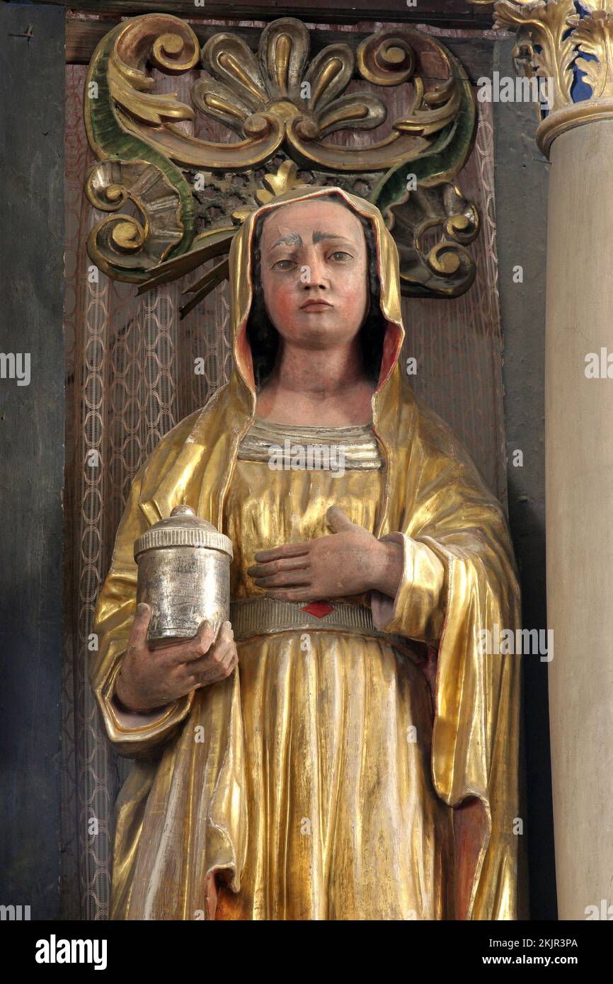 Statue of mary magdalene hi-res stock photography and images - Alamy