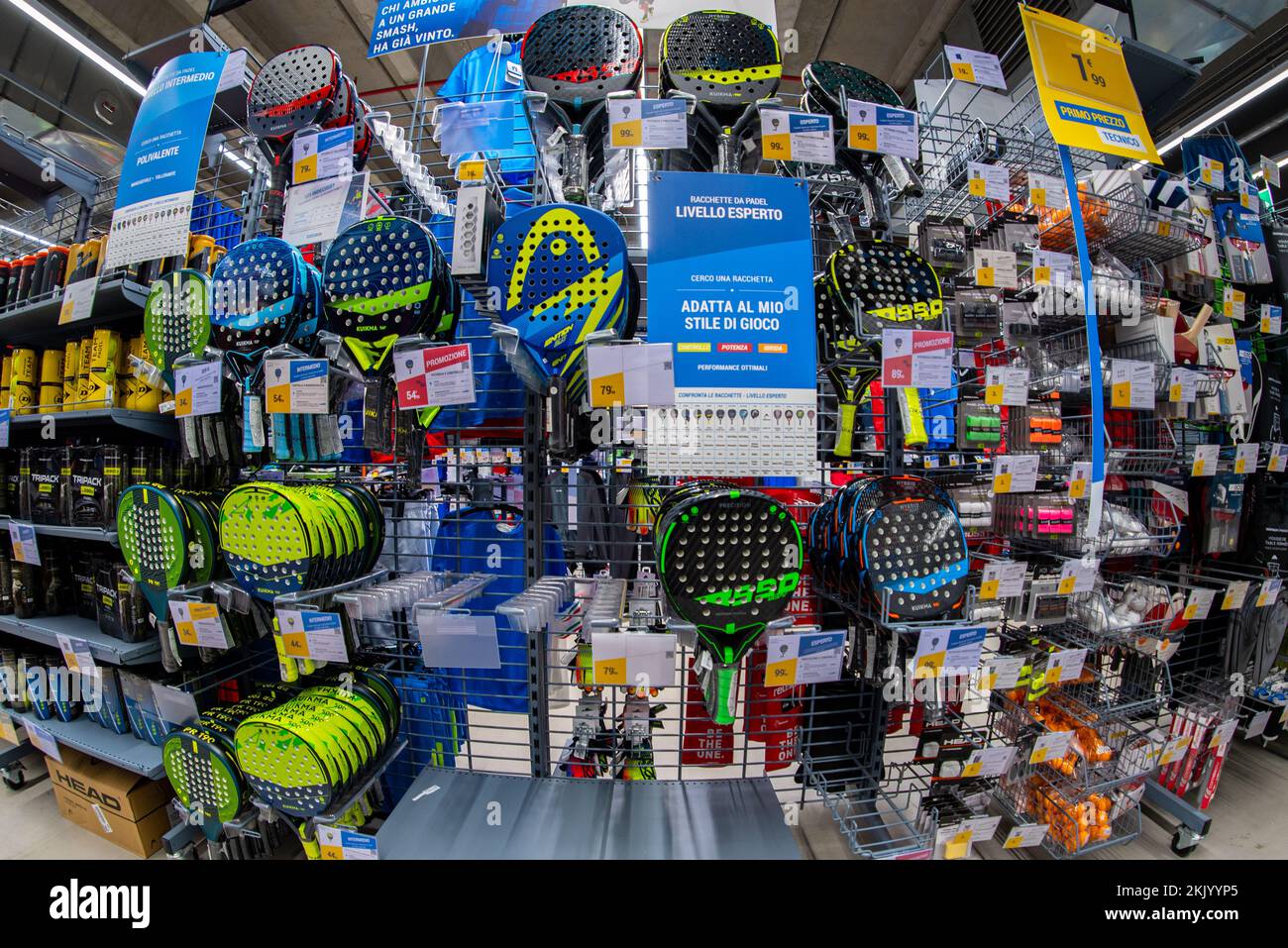 Decathlon italy store hi-res stock photography and images - Alamy