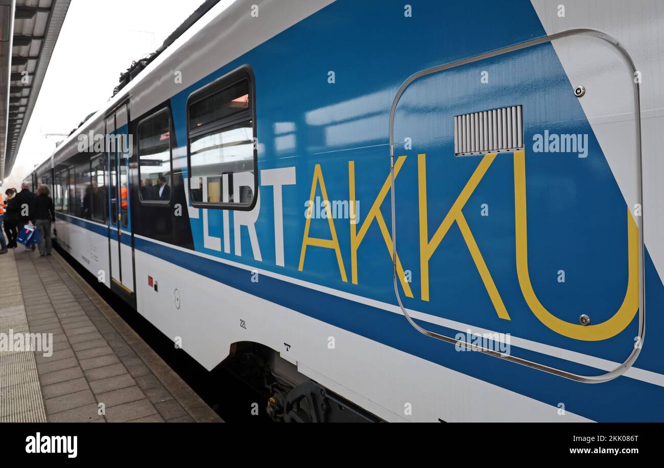 Rostock, Germany. 25th Nov, 2022. A battery train from the Stadler