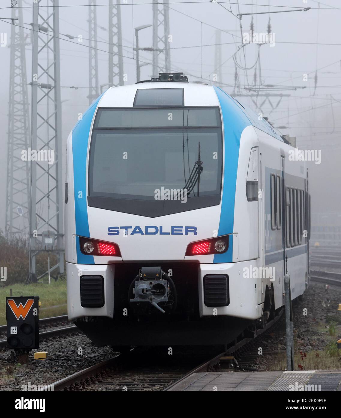Rostock, Germany. 25th Nov, 2022. At the main station, a Stadler