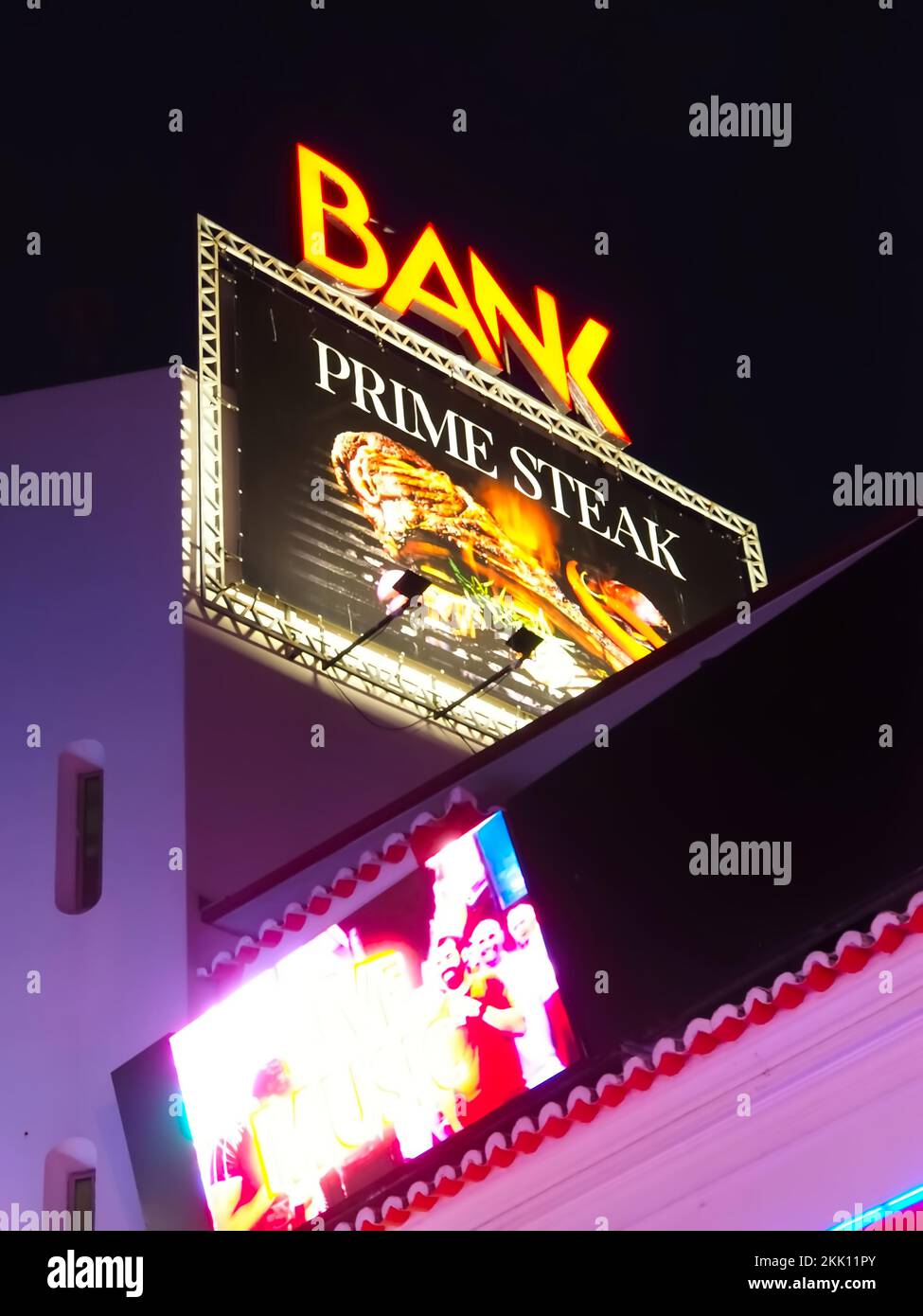 Nightlife in Albufeira at the Algarve coast of Portugal Stock Photo Alamy