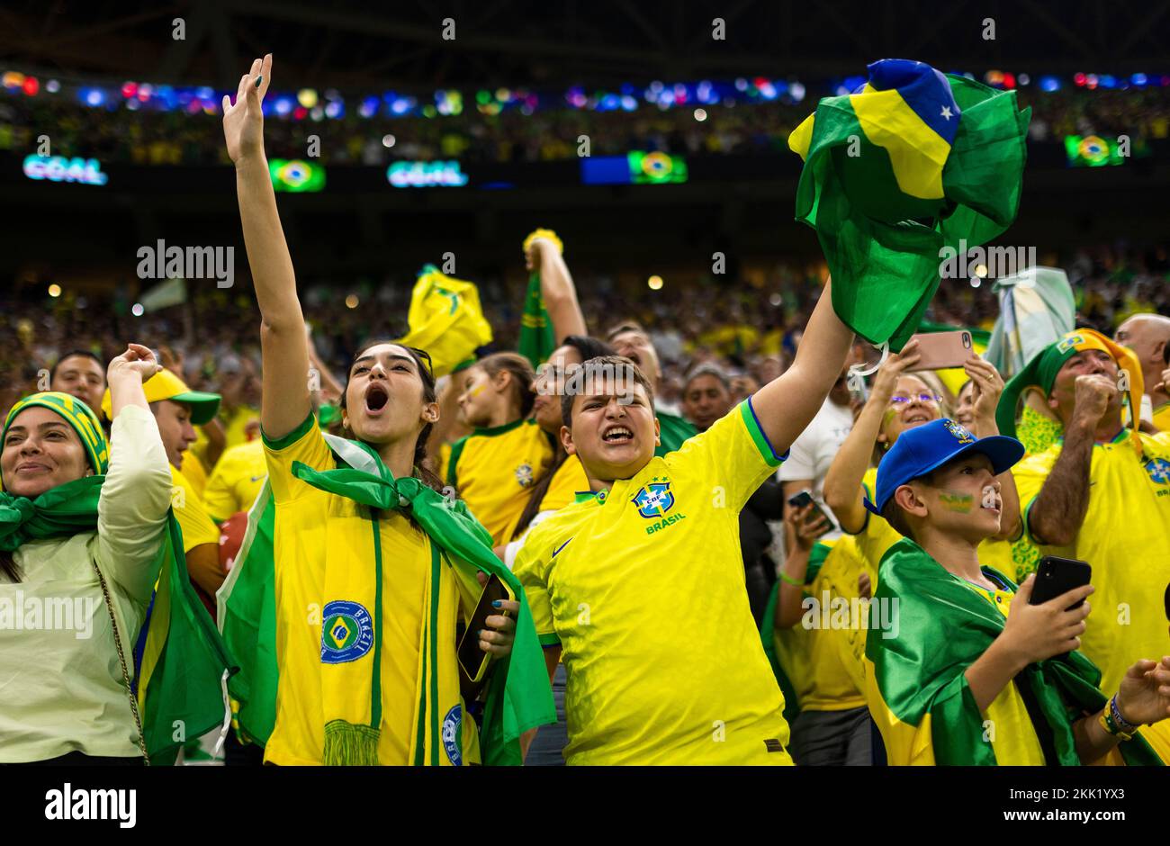 Doha, Qatar. 24th Nov, 2022.  Brazil Fans Brazil - Serbia  World Cup 2022 in Qatar 24.11.2022 Credit: Moritz Muller/Alamy Live News Stock Photo