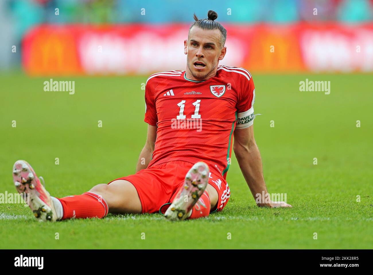 Doha, Qatar. 25th Nov, 2022. Gareth Bale of Wales, regrets the goal scored by Rouzbeh Cheshmi of Iran, during the match between Wales and Iran, for the 2nd round of Group B of the FIFA World Cup Qatar 2022, Ahmed bin Ali Stadium this Friday, 25. 30761 (Heuler Andrey/SPP) Credit: SPP Sport Press Photo. /Alamy Live News Stock Photo