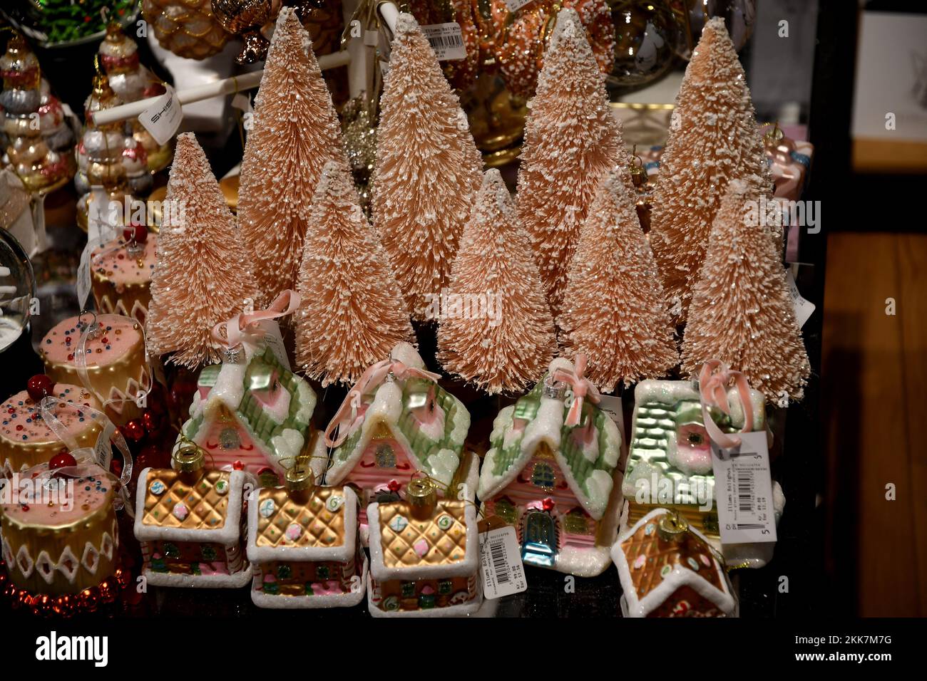 Arnments hi-res stock photography and images - Alamy