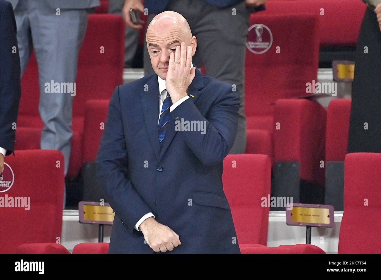 Doha, Katar. 25th Nov, 2022. FIFA President Gianni INFANTINO in the stands. Game 19, Group A Netherlands (NED) - Ecuador (ECU) on 25.11.2022, Khalifa International Stadium. Soccer World Cup 20122 in Qatar from 20.11. - 18.12.2022 ? Credit: dpa/Alamy Live News Stock Photo