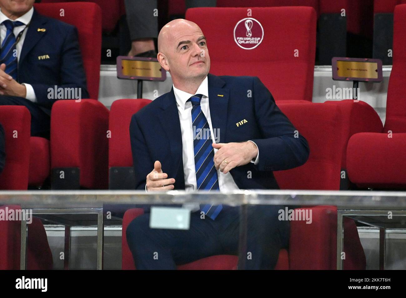 Doha, Katar. 25th Nov, 2022. FIFA President Gianni INFANTINO in the stands. Game 19, Group A Netherlands (NED) - Ecuador (ECU) on 25.11.2022, Khalifa International Stadium. Soccer World Cup 20122 in Qatar from 20.11. - 18.12.2022 ? Credit: dpa/Alamy Live News Stock Photo