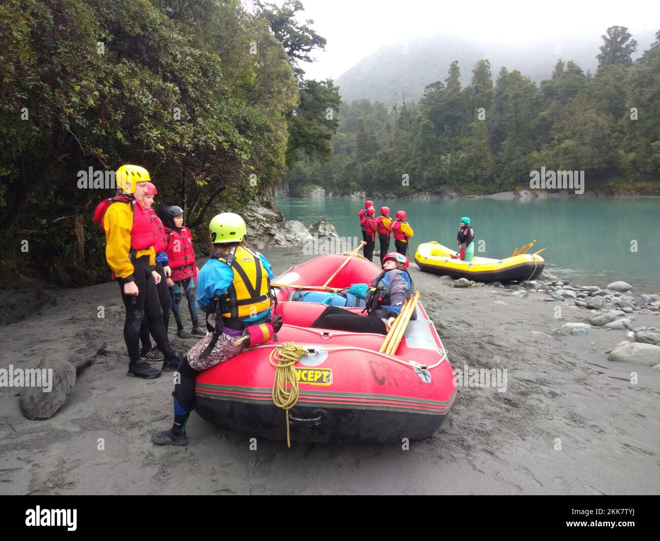 An outdoor education of kayaking for schoolaged children in the