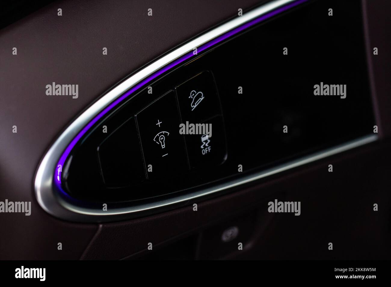 Control switch power light system of car. Automatic adjust level