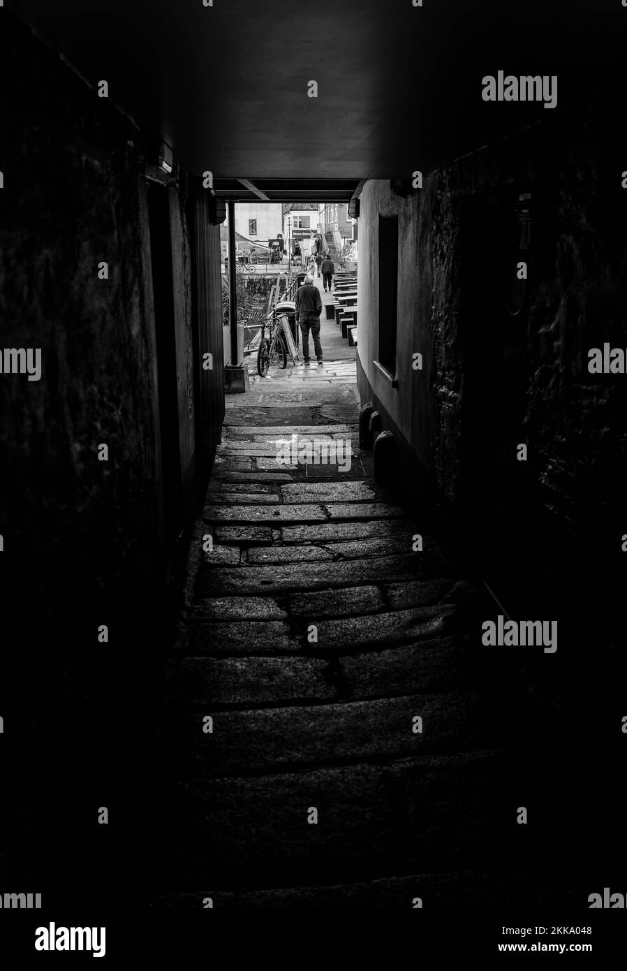 Falmouth alley ways and steps. Exploring the lanes of Falmouth town