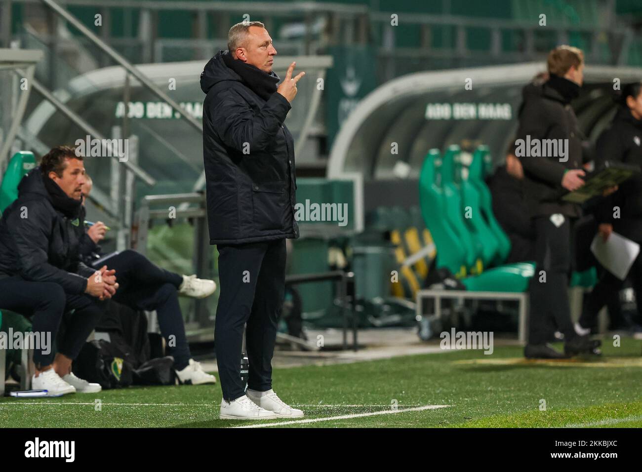 DEN HAAG, NETHERLANDS - NOVEMBER 25: Headcoach Sjaak Polak of ADO Den ...