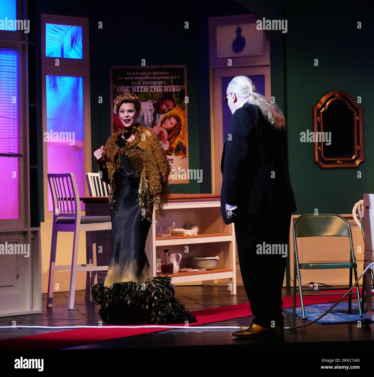 24 November 2022, Berlin: Actors Felix von Manteuffel as Henry and Leslie Malton as Emily, photographed during rehearsals for the play 'An Oscar for Emily' at the Renaissance Theater in Berlin Charlottenburg. Directed by Peter Jordan and Leo Koppelmann. Premiere is on 27.11.2022. Photo: XAMAX/dpa Stock Photo