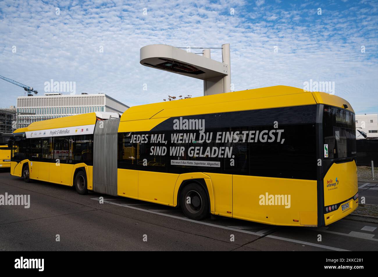 12.11.2022, Berlin, Germany, Europe - BVG E-MetroBus at charging station on Hertzallee bus terminus and turnaround point at the Zoologischer Garten. Stock Photo