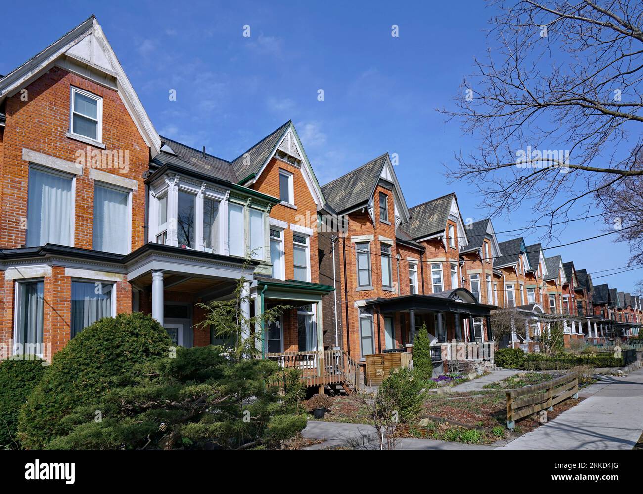 Antiga Casa De Madeira Externa Do Rei Cidade De Ontario Canada Foto de  Stock - Imagem de nave, placa: 188688430