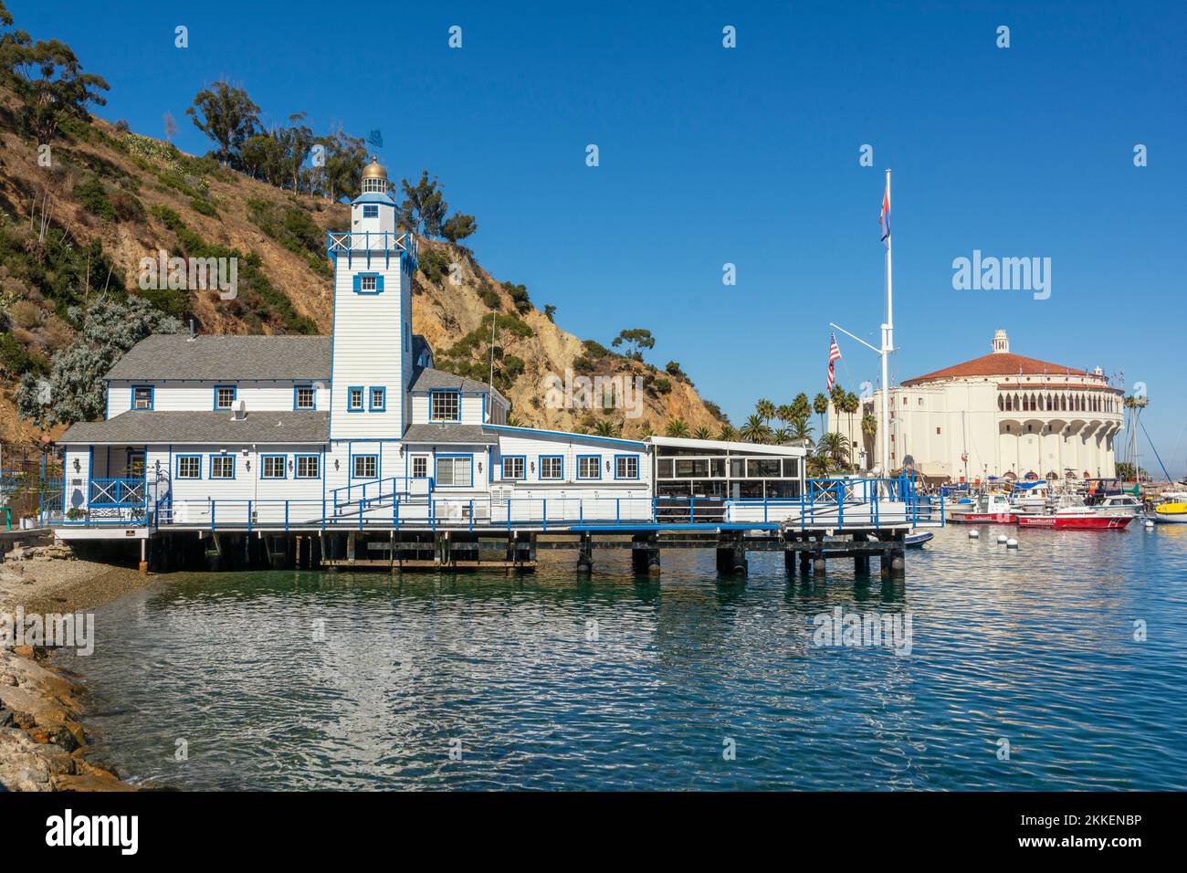 California, Catalina Island, Via Casino, Avalon Harbor, Catalina Island Yacht Club founded 1924, Casino (R) Stock Photo