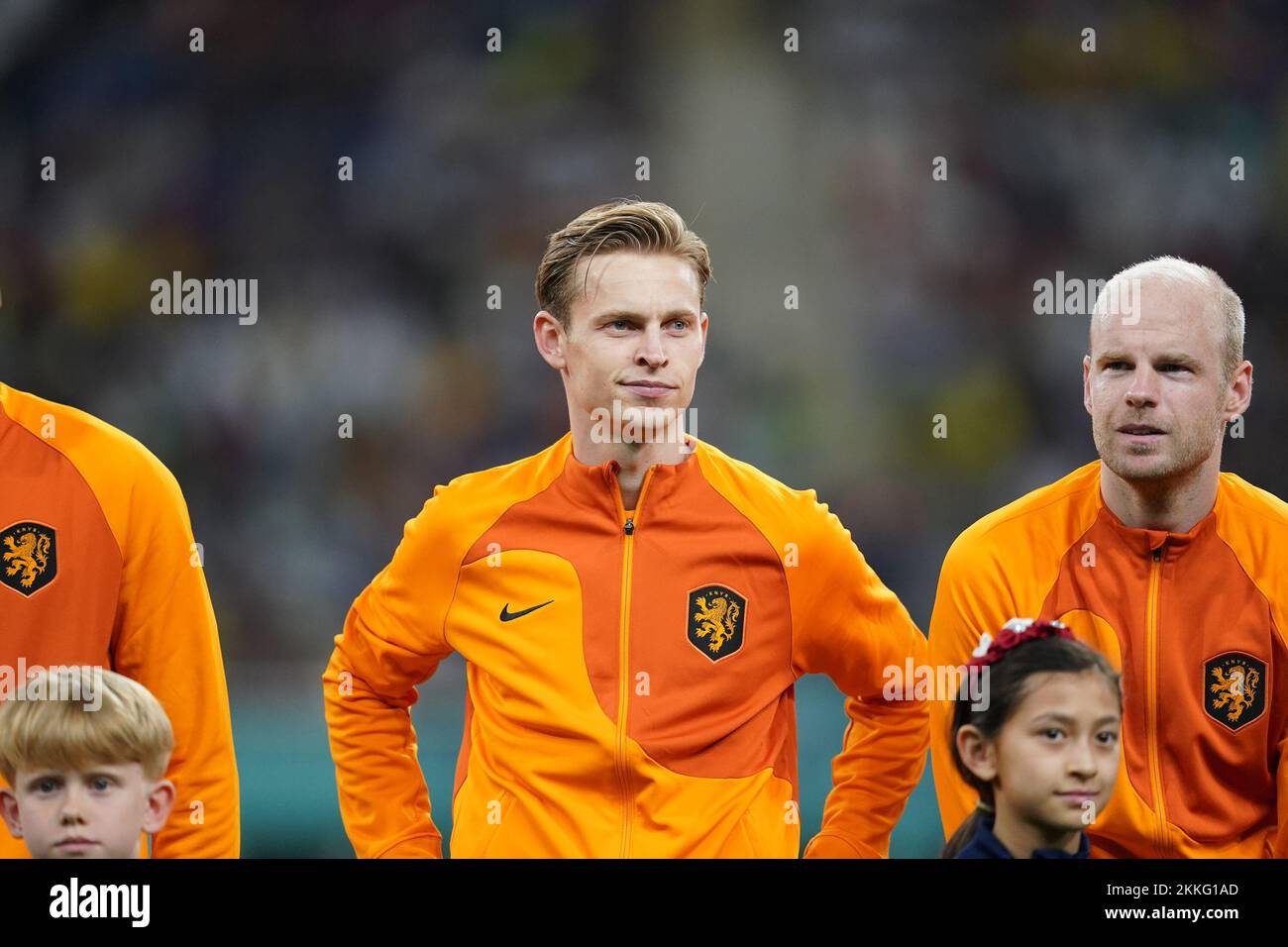 Doha, Qatar. 25th Nov, 2022. DOHA, QATAR - NOVEMBER 25: Player of Netherlands F. de Jong looks on before the FIFA World Cup Qatar 2022 group A match between Netherlands and Ecuador at Khalifa International Stadium on November 25, 2022 in Doha, Qatar. (Photo by Florencia Tan Jun/PxImages) Credit: Px Images/Alamy Live News Stock Photo