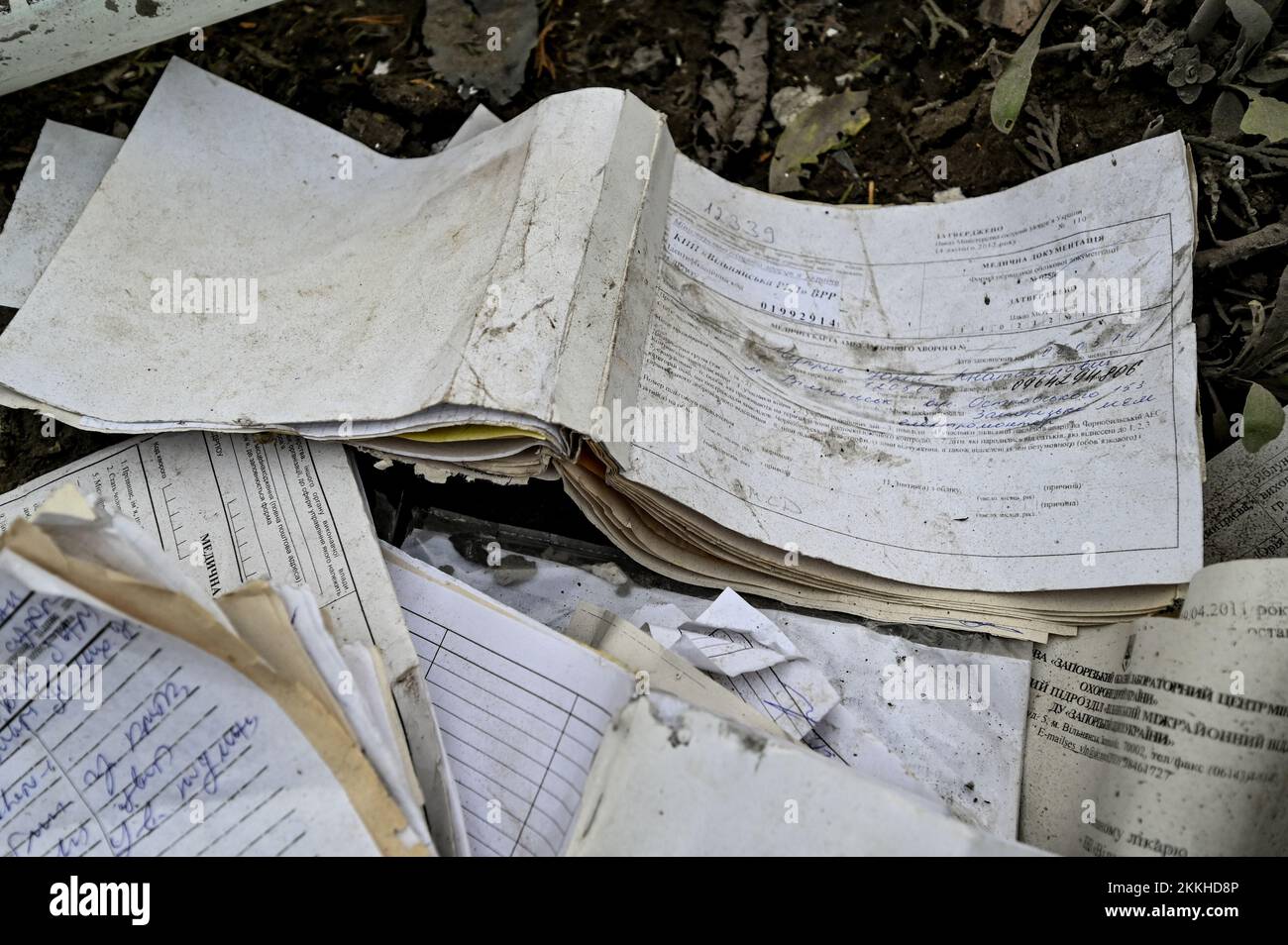 VILNIANSK, UKRAINE NOVEMBER 23, 2022 Medical records are scattered