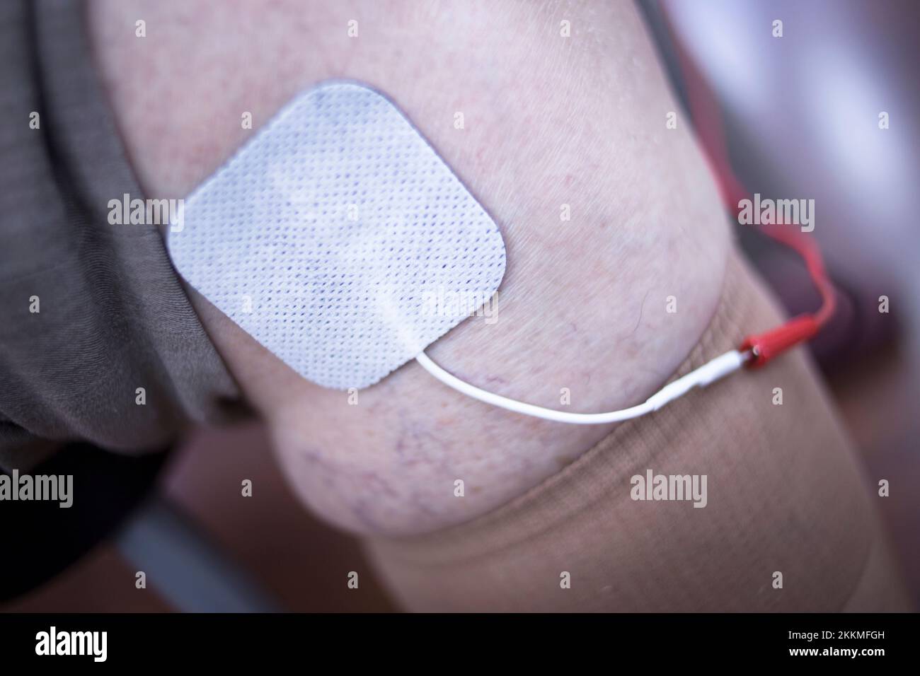 Muscle stimulation electrodes Stock Photo Alamy