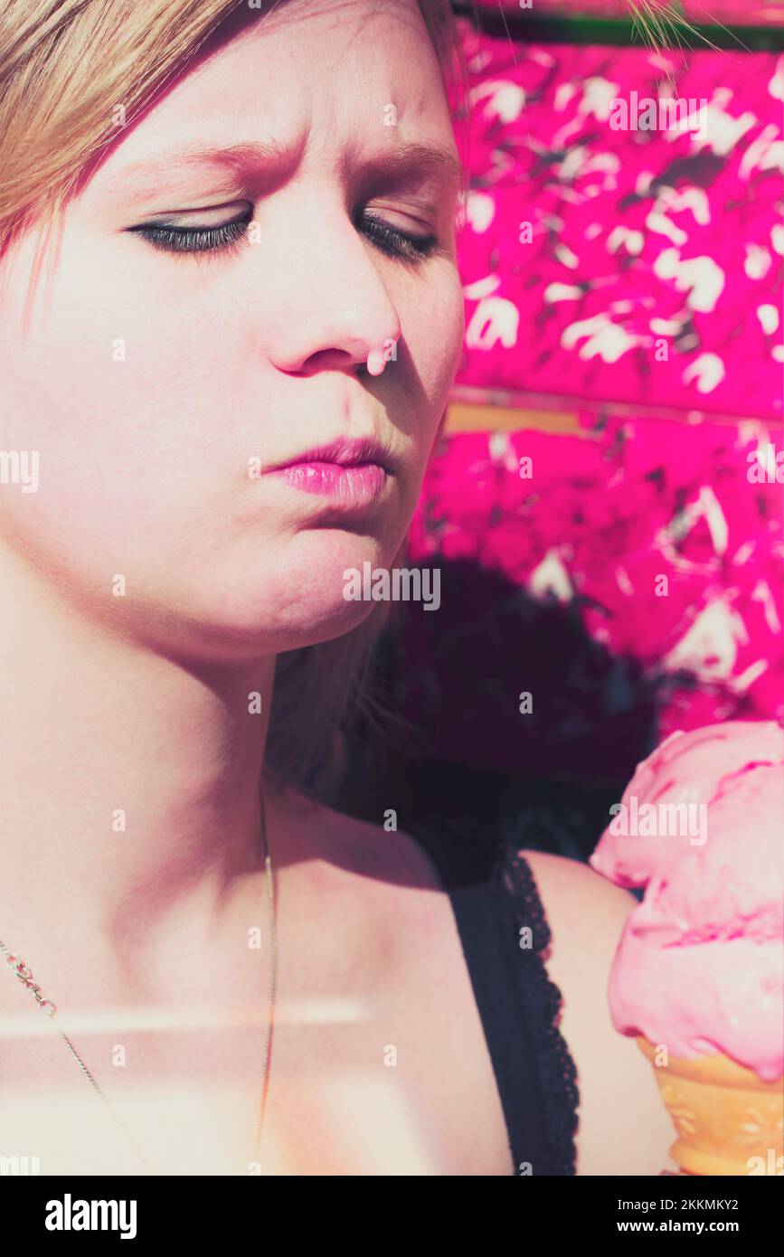 Ice cream parlor 1980s hi-res stock photography and images - Alamy