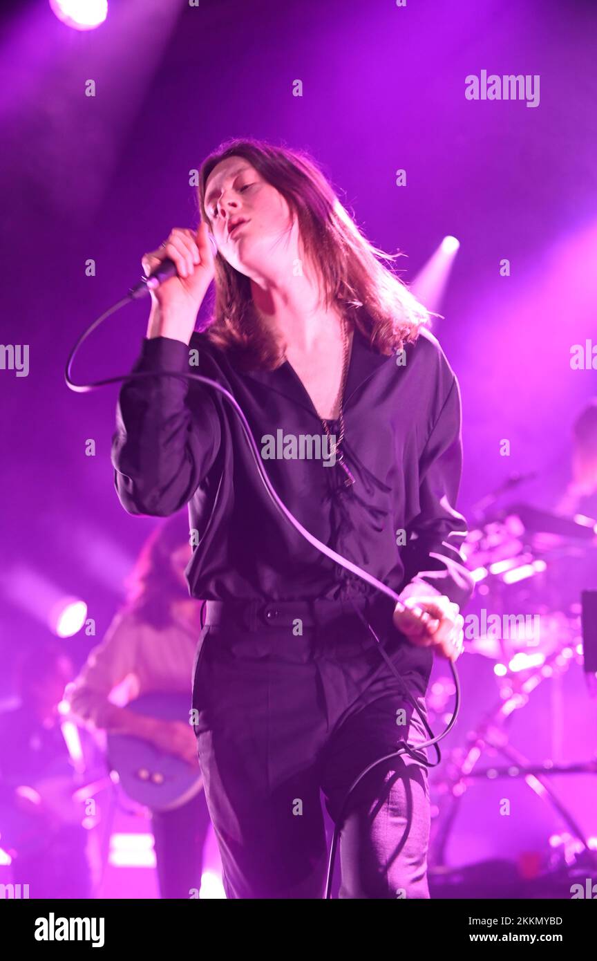 November 25, 2022, Doncaster, South Yorkshire, U.K: TOM OGDEN of 'Blossoms' performing at The Doncaster Dome. (Credit Image: © Robin Burns/ZUMA Press Wire) Stock Photo