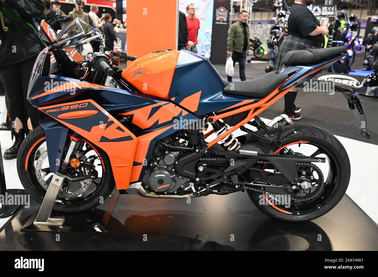 Ktm rc 390 hi-res stock photography and images - Alamy